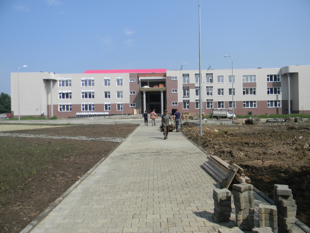 Нижний уфалей школа. Памятники верхней салды. Школа 14 верхняя салда. Школа 1 верхняя салда. Верхняя школа номер 1 верхнем.